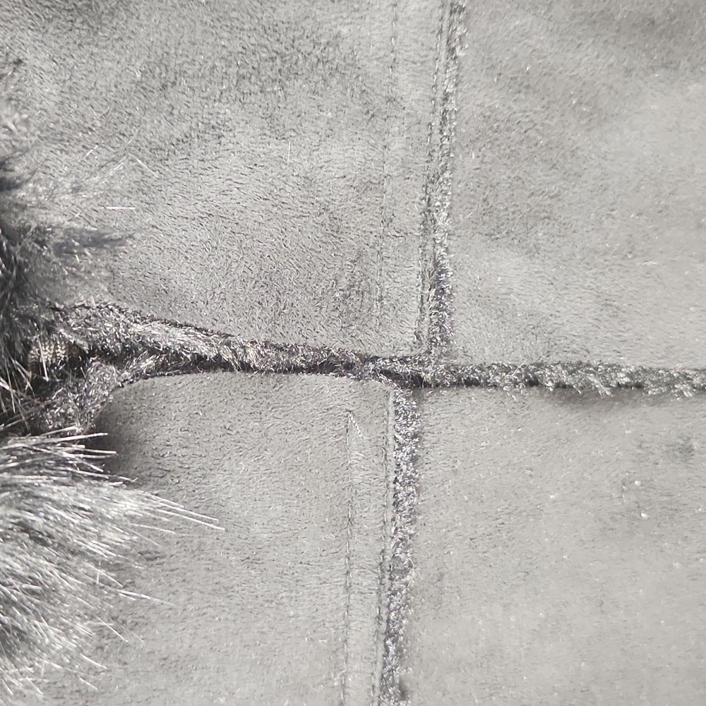 Steve Madden, Women's Faux Fur and suede 3/4 length Vest, Sz M - Picture 8 of 11